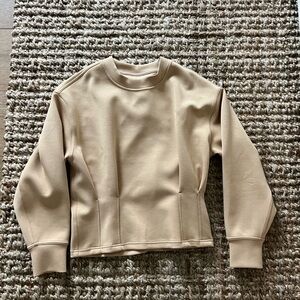 Lululemon gathered waist pullover, size 6.